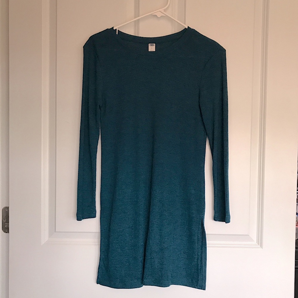 Old Navy NWOT, Long tunic with long sleeves blue/teal small